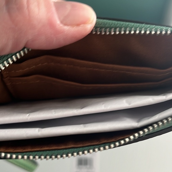 Coach Soft Green Pebbled Leather Corner Zip Wristlet - Picture 4 of 4